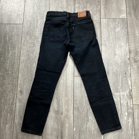 LEVI’S Black Wedgie Fit Ankle Jeans - Picture 2 of 6